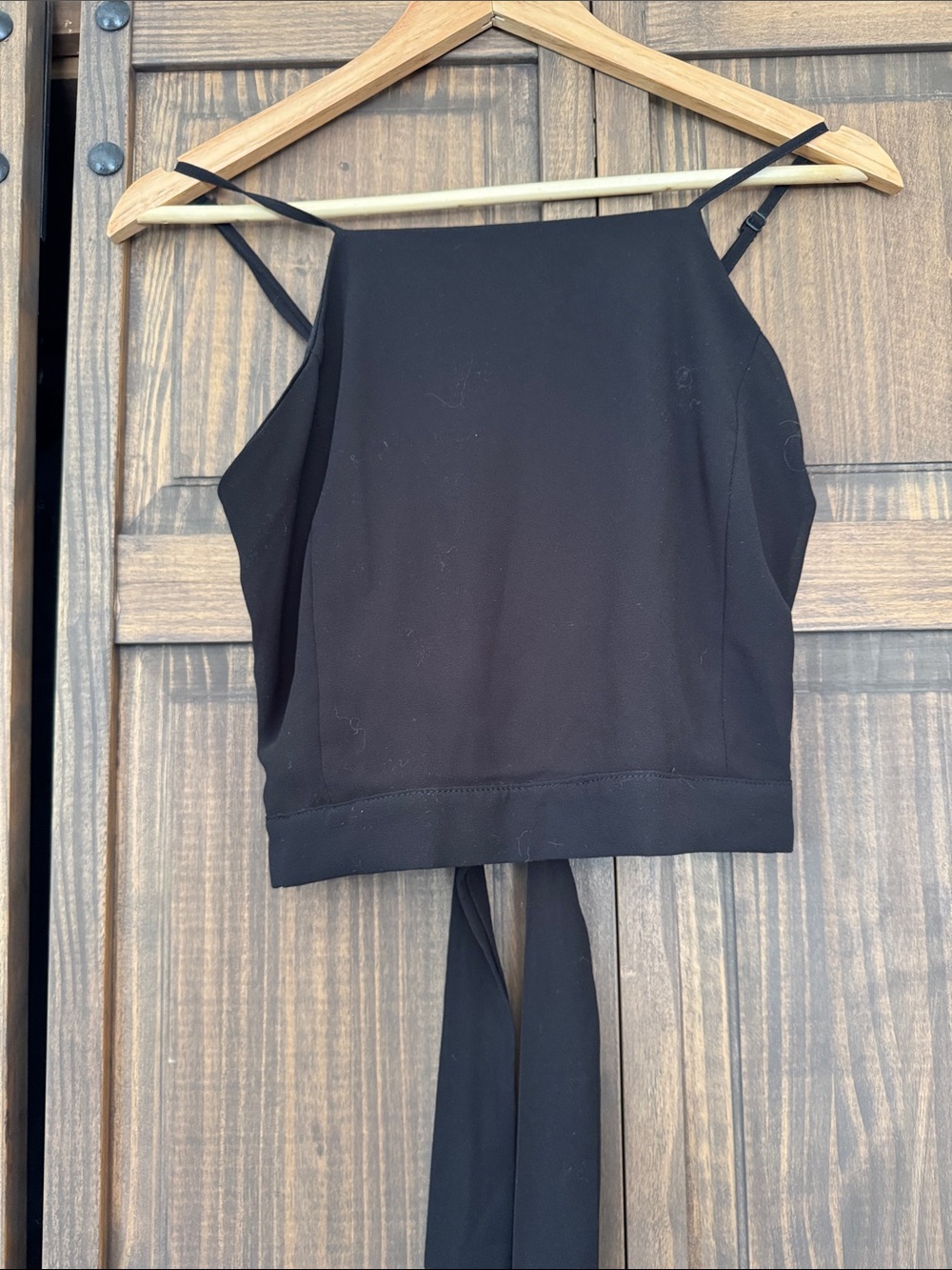 Zenobia Women’s Black Cropped Wrap Top